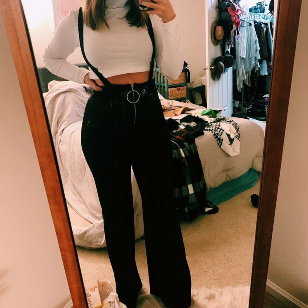 L’abeye suspender romper